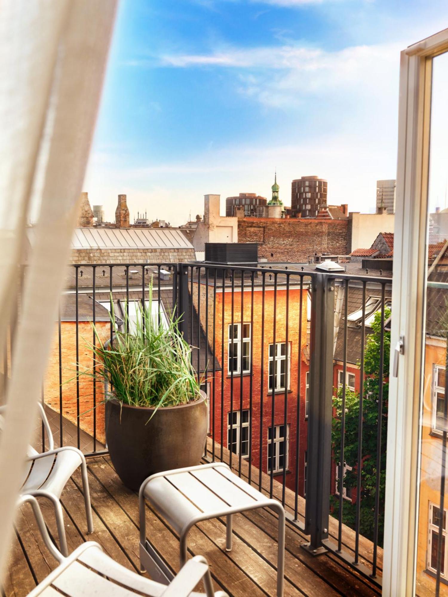 Penthouse Suite Balcony