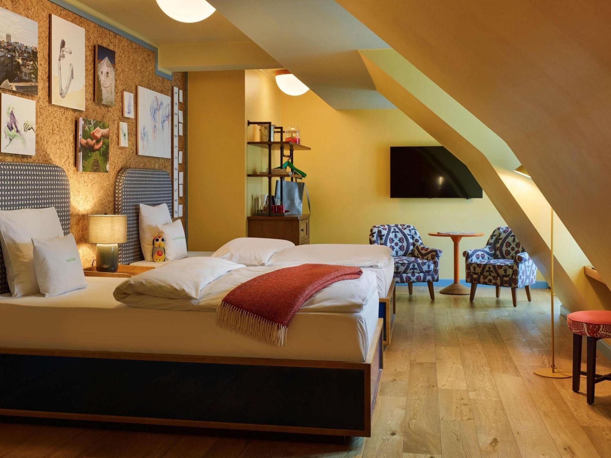 Superior Twin